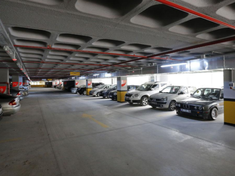 Istanbulda yediemin otopark ve arac cekme ucretlerine zam KGrN421c