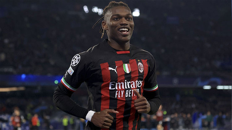 Rafael leao icin ilk teklif 40 milyon euro FVvfjlWF